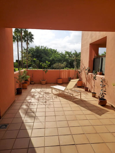 Image No.12-2 Bed Property for sale