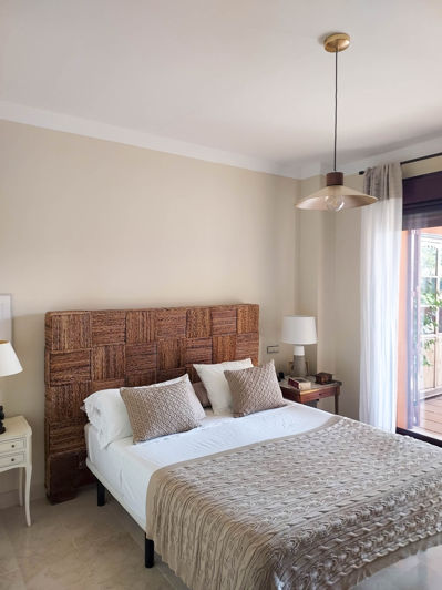 Image No.31-2 Bed Property for sale