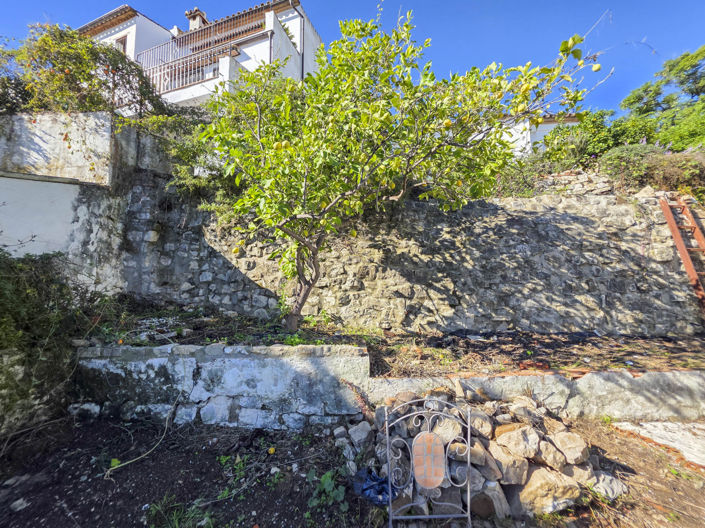 Image No.17-3 Bed Townhouse for sale