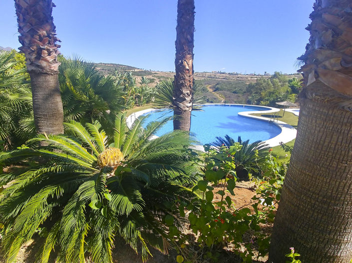 Image No.2-2 Bed Property for sale