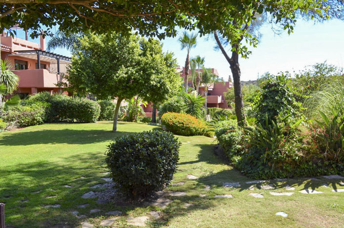 Image No.25-2 Bed Property for sale