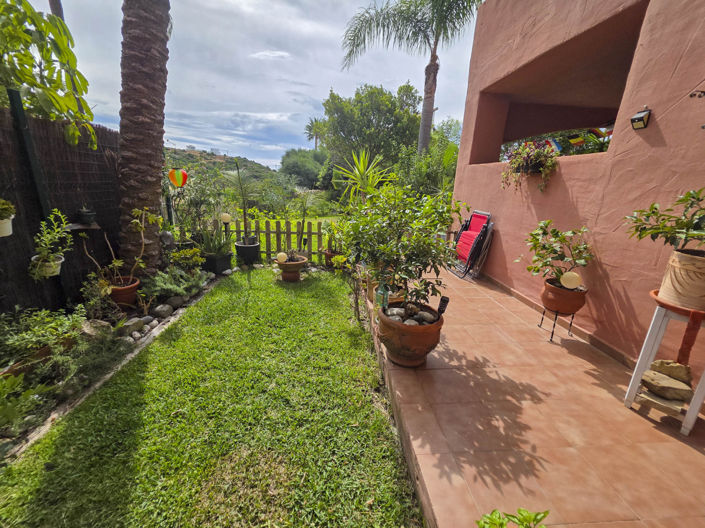 Image No.44-2 Bed Property for sale