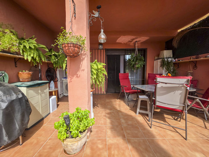 Image No.45-2 Bed Property for sale