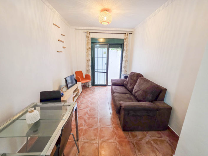 Image No.2-1 Bed Property for sale