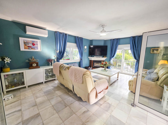 Image No.27-4 Bed House for sale