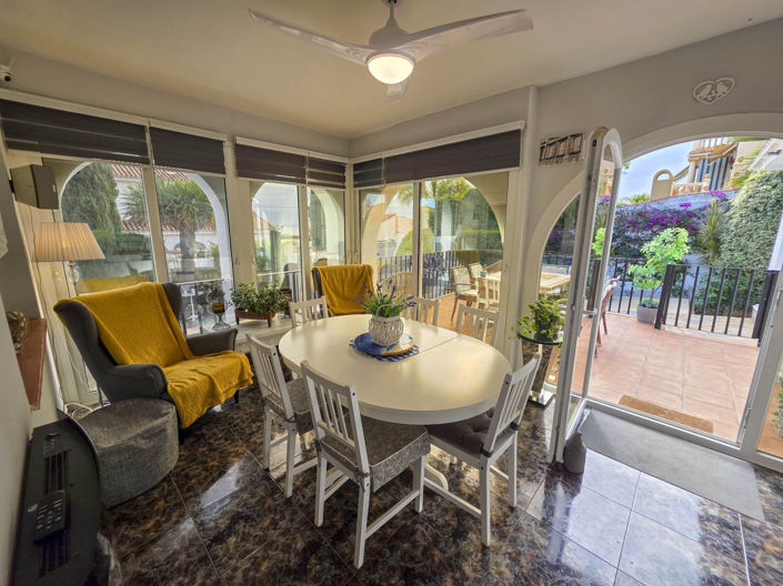 Image No.28-4 Bed House for sale