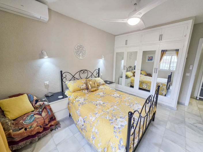 Image No.32-4 Bed House for sale