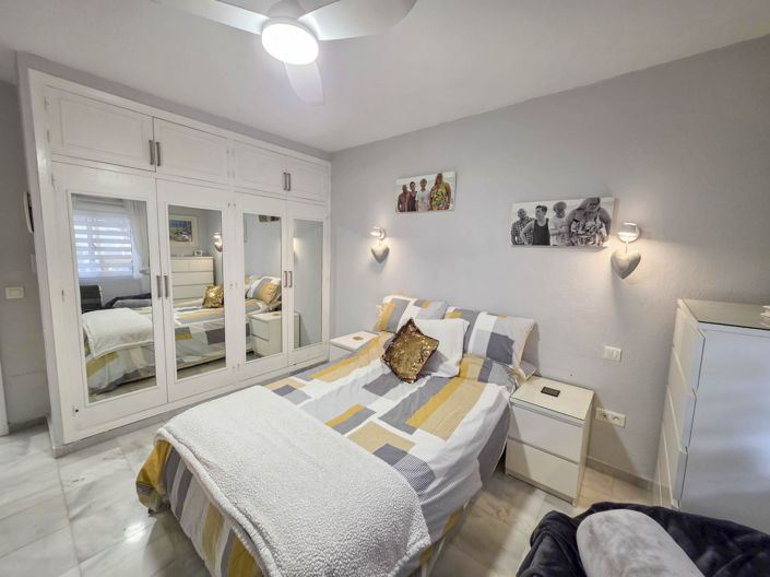 Image No.35-4 Bed House for sale