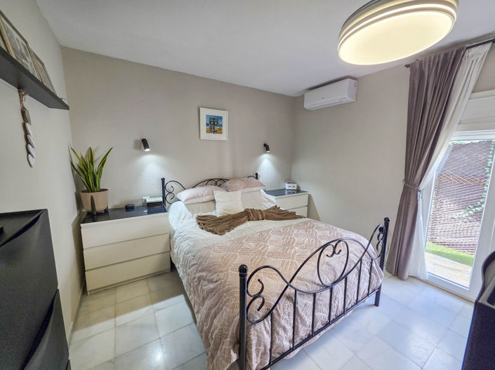 Image No.37-4 Bed House for sale