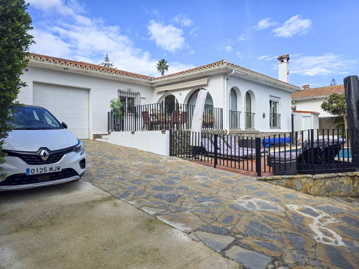 Image No.41-4 Bed House for sale