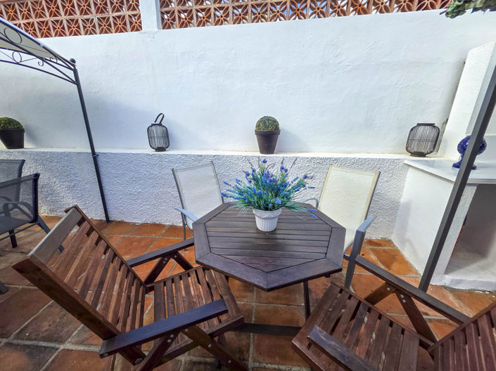 Image No.49-4 Bed House for sale