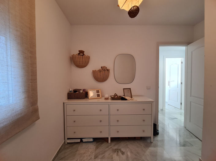 Image No.22-3 Bed Apartment for sale