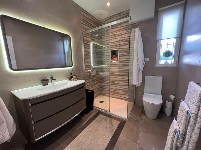 Image No.32-3 Bed House for sale