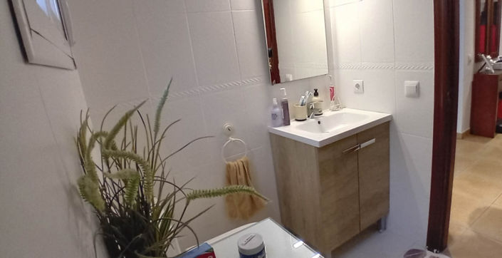 Image No.29-3 Bed Townhouse for sale