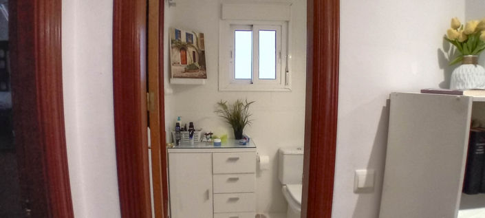 Image No.30-3 Bed Townhouse for sale