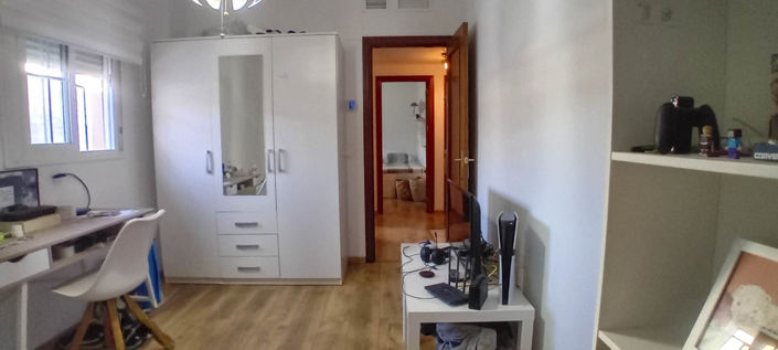 Image No.35-3 Bed Townhouse for sale