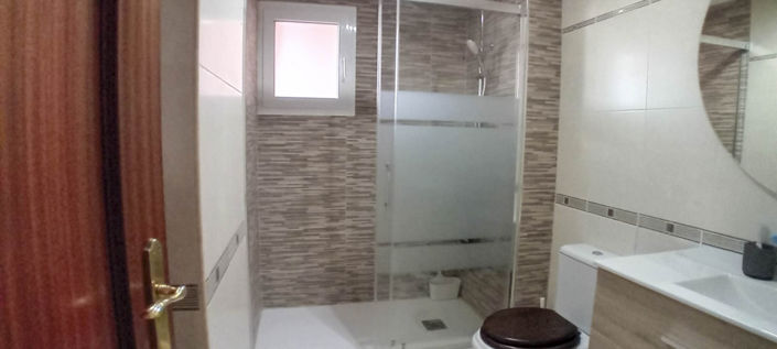 Image No.39-3 Bed Townhouse for sale