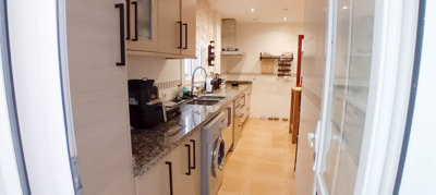 b98le8d7m9k3degpefzhs0lif8u4xzvzhwxtmggyekxx9