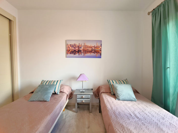 Image No.24-4 Bed Apartment for sale