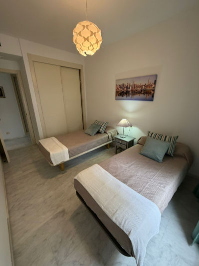 Image No.4-Appartement de 4 chambres à vendre à Estepona