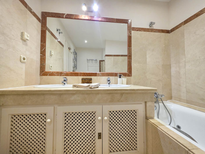 Image No.31-3 Bed Apartment for sale