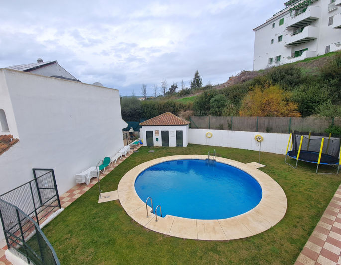 Image No.24-3 Bed House for sale