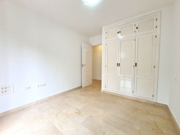 Image No.33-3 Bed House for sale