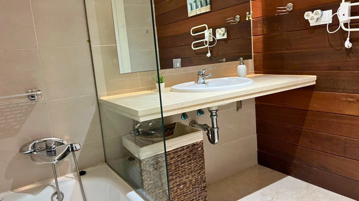 Image No.11-3 Bed Apartment for sale