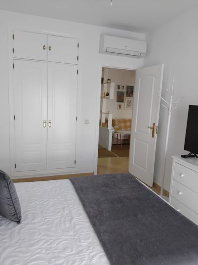 Image No.10-3 Bed Apartment for sale