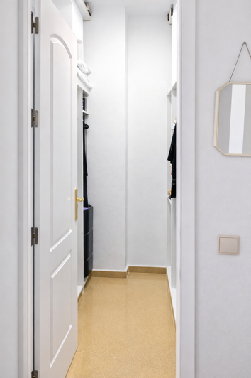 Image No.22-3 Bed Apartment for sale