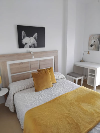 Image No.24-3 Bed Apartment for sale