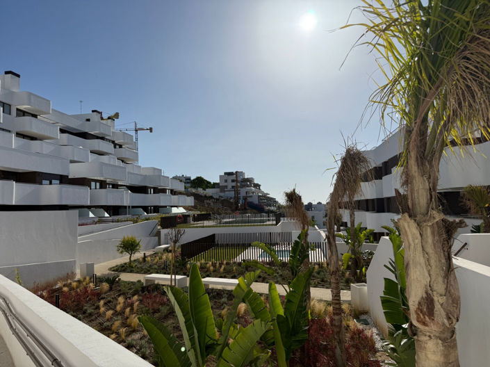 Image No.20-3 Bed Apartment for sale