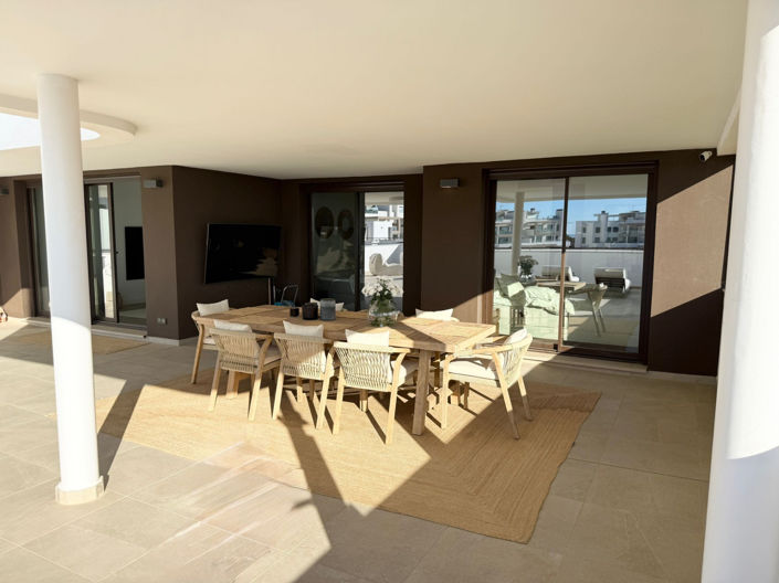 Image No.9-3 Bed Apartment for sale