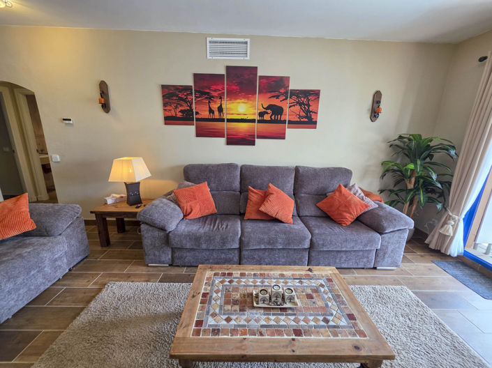 Image No.24-2 Bed Property for sale