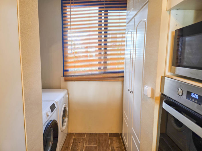 Image No.31-2 Bed Property for sale