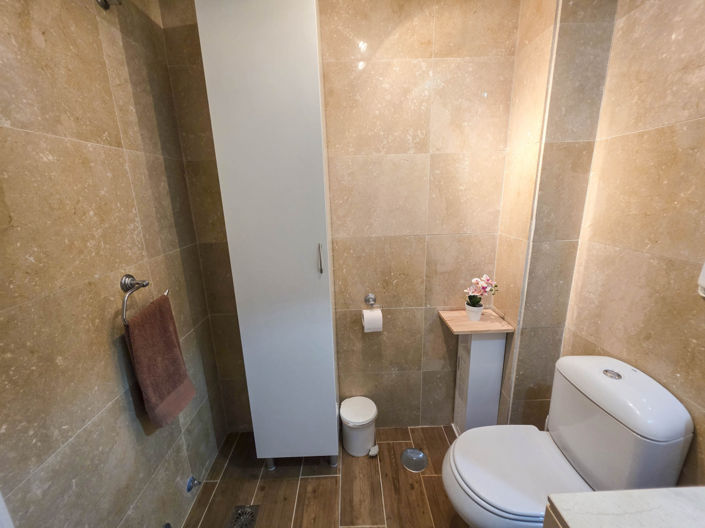 Image No.38-2 Bed Property for sale