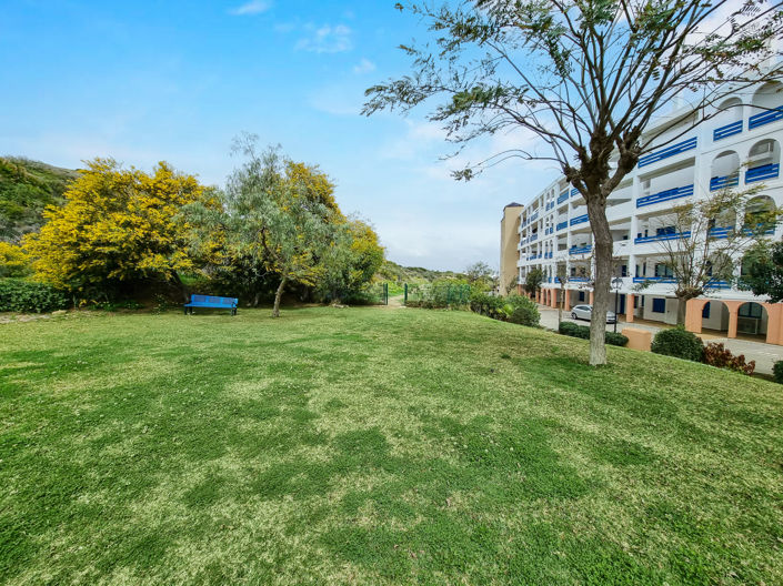 Image No.42-2 Bed Property for sale