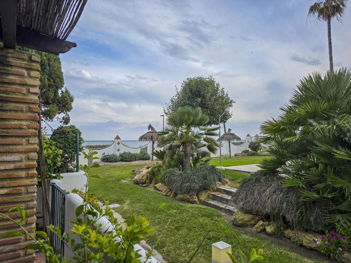 Image No.17-5 Bed Townhouse for sale