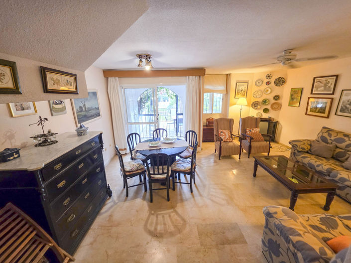 Image No.26-5 Bed Townhouse for sale