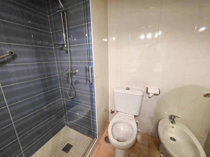 Image No.43-5 Bed Townhouse for sale