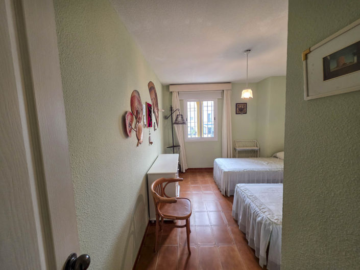 Image No.49-5 Bed Townhouse for sale