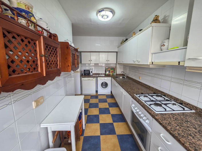 Image No.7-5 Bed Townhouse for sale