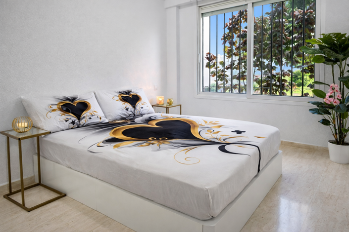 Image No.6-2 Bed Property for sale