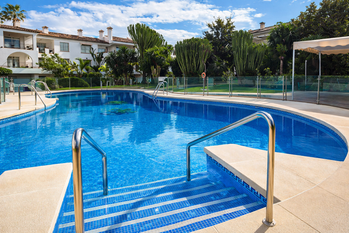 Image No.8-2 Bed Property for sale