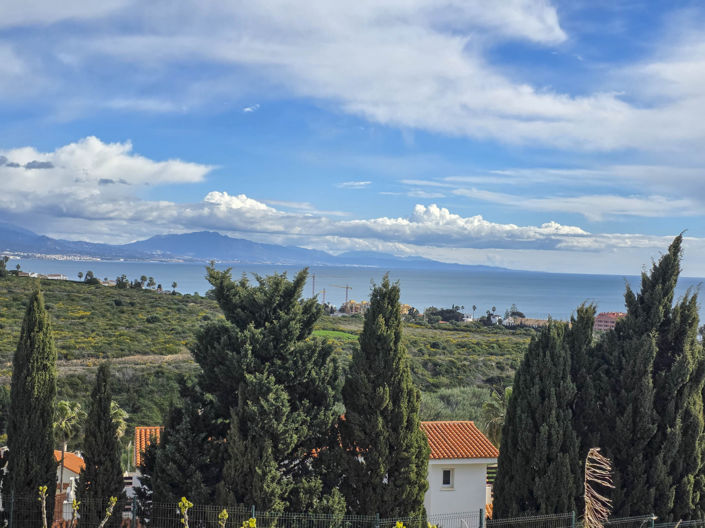 Image No.19-4 Bed House for sale