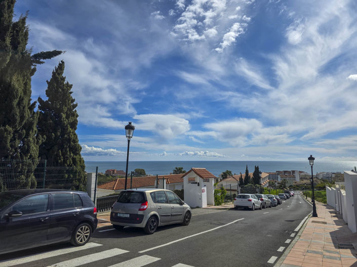 Image No.20-4 Bed House for sale