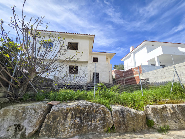 Image No.25-4 Bed House for sale