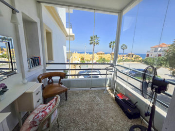 b98le8d7m9k3degpefzhs0lif8u4xzvzhwxtmggyekxx9