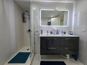 b98le8d7m9k3degpefzhs0lif8u4xzvzhwxtmggyekxx9