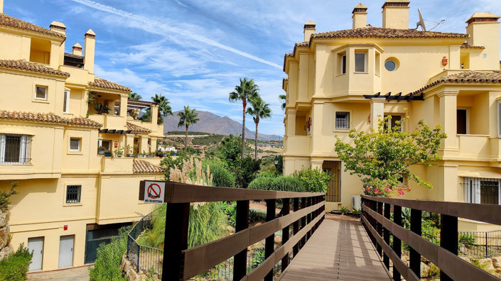 Image No.24-3 Bed Apartment for sale